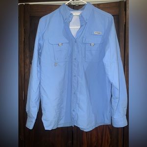 Columbia Women’s Light Blue Shirt